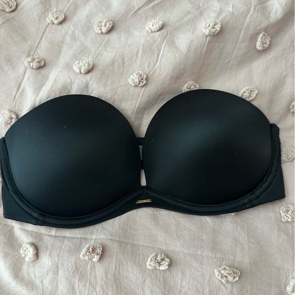 Victorias Secret strapless push up bra